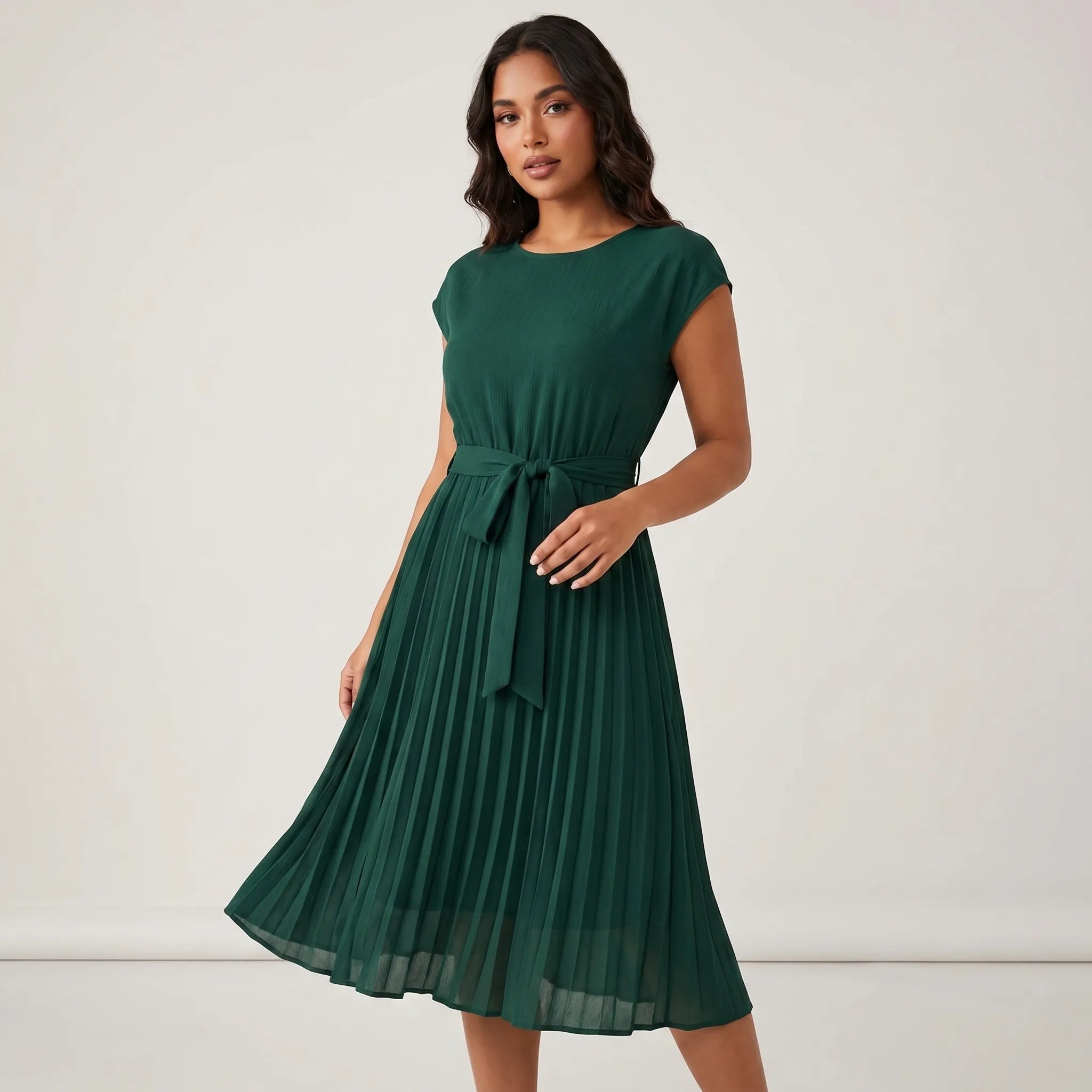 Pleatara™ - Elegant Pleated Midi Dress