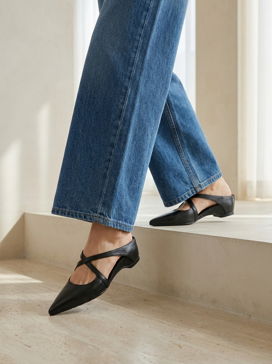 Valora™ | Pointed Toe Strap Mules