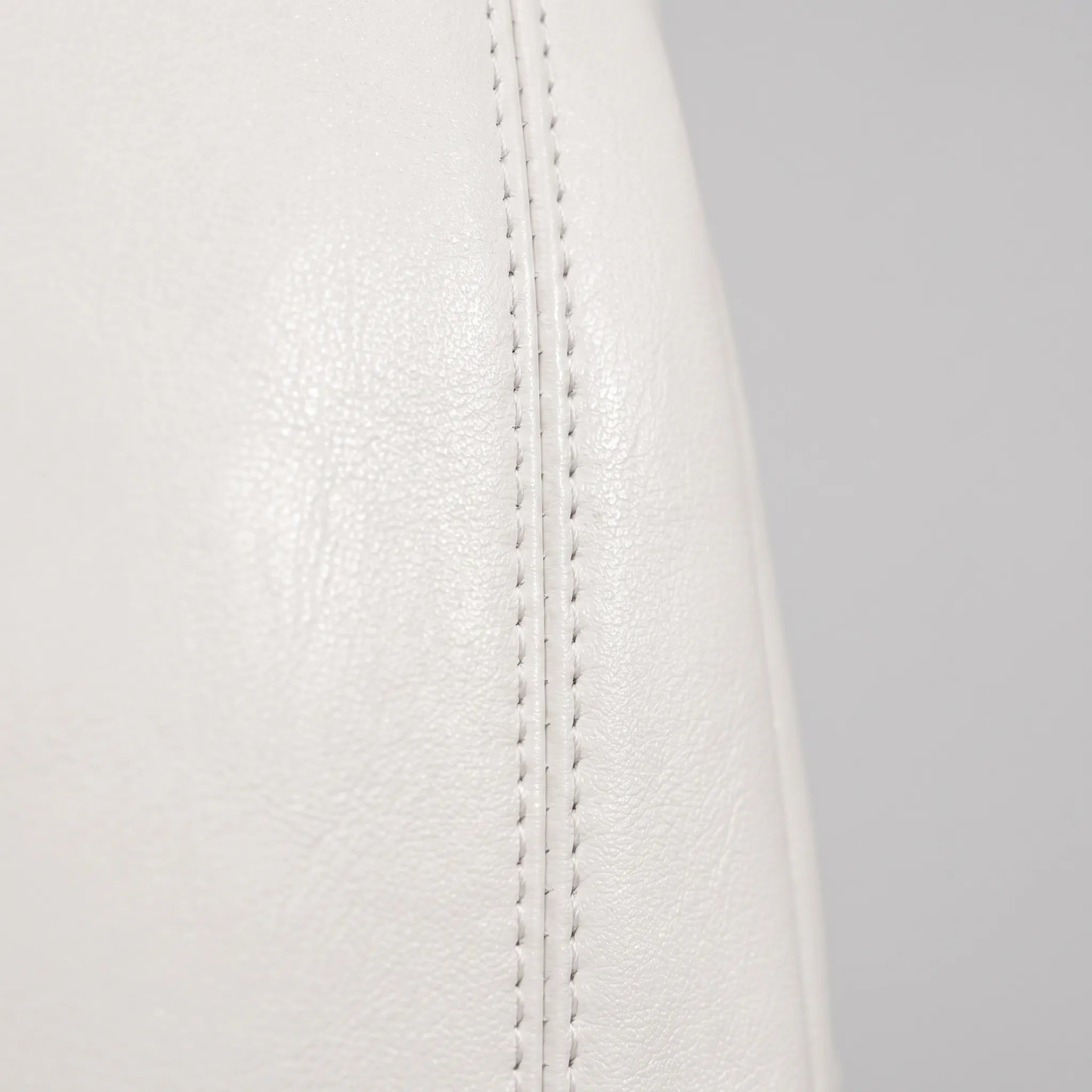 Vaelia™ - Minimalist City Rucksack