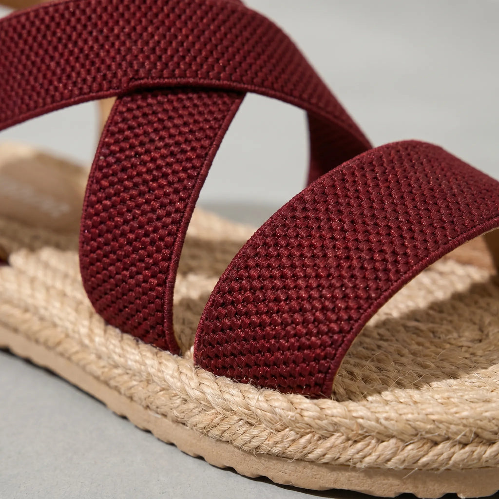 Veldora™ - Flat Crossover Sandals